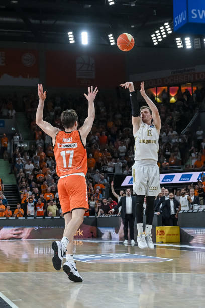 其身价高达 其身价高达