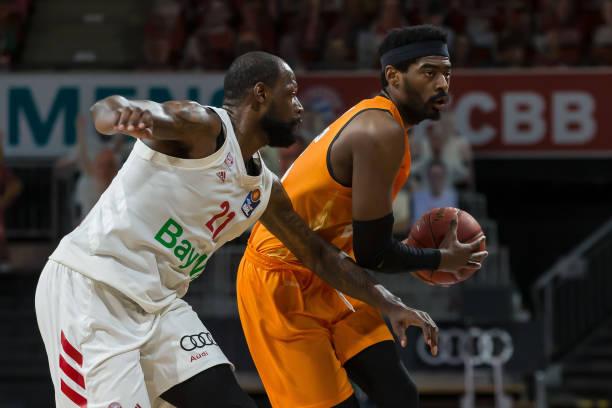 中保持冷静 中保持冷静