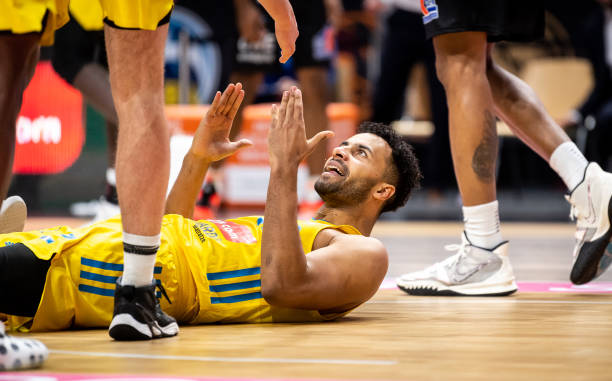 水和努力 水和努力